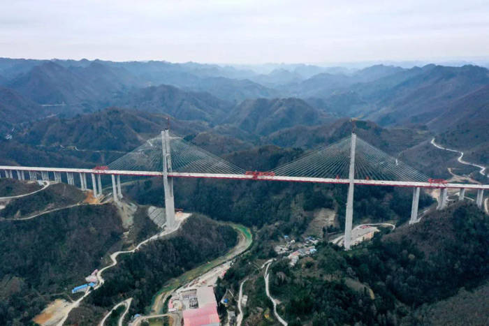 ‘火狐电竞平台’
云雾大桥 登上了人民日报、经济日报头版(图4)