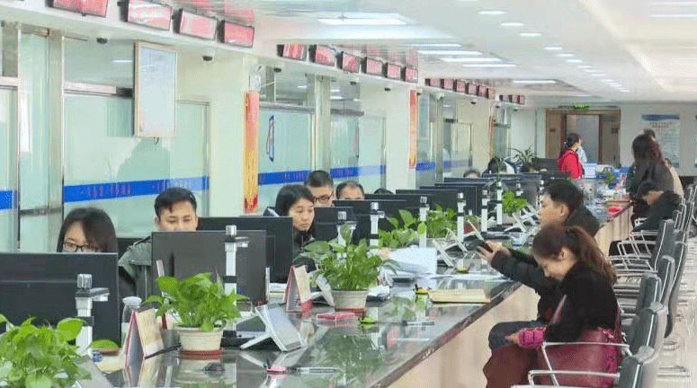 【火狐电竞平台】
封开县鼎力大举提升经济外向度 打造一流营商情况!(图3) 【火狐电竞平台】
封开县鼎力大举提升经济外向度 打造一流营商情况!(图3)